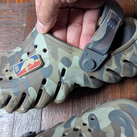 Crocs - Picture 3 of 4